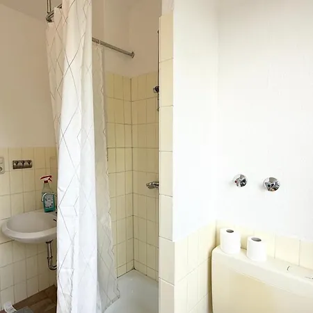 Apartamento Fuer Firmen & Monteure Zentral In