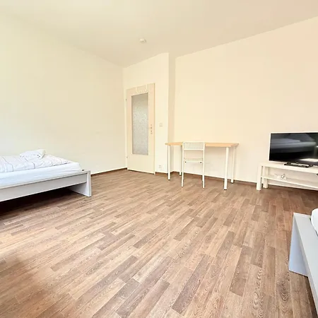 Fuer Firmen & Monteure Zentral In Lejlighed Kiel