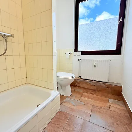 Fuer Firmen & Monteure Zentral In