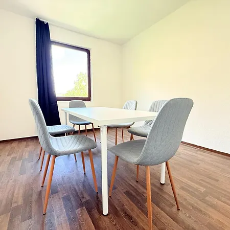 Lejlighed Fuer Firmen & Monteure Zentral In *