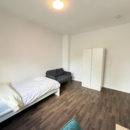 Apartamento Fuer Firmen & Monteure Zentral In